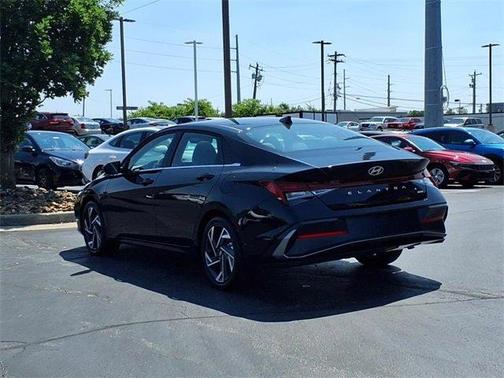 2025 Hyundai ELANTRA HEV Limited
