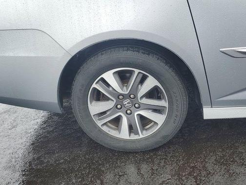Lunar Silver Metallic 2016 Honda Odyssey Touring Elite