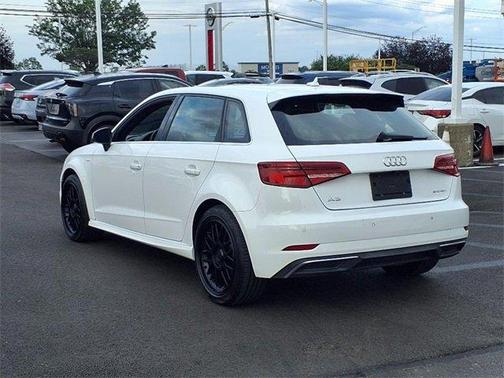 2018 Audi A3 e-tron 1.4T Premium