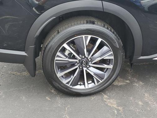 Diamond Black 2026 INFINITI QX60 Luxe