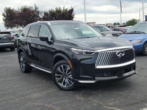 Diamond Black 2026 INFINITI QX60 Luxe