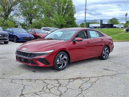 2025 Hyundai ELANTRA Limited