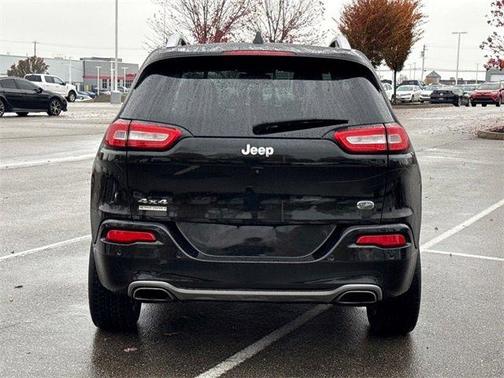 2016 Jeep Cherokee Overland