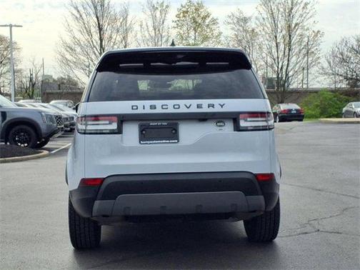 2020 Land Rover Discovery SE