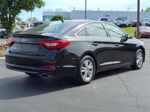 2015 Hyundai SONATA SE