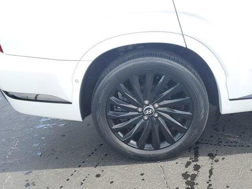 Hyper White 2024 Hyundai PALISADE Calligraphy Night Edition