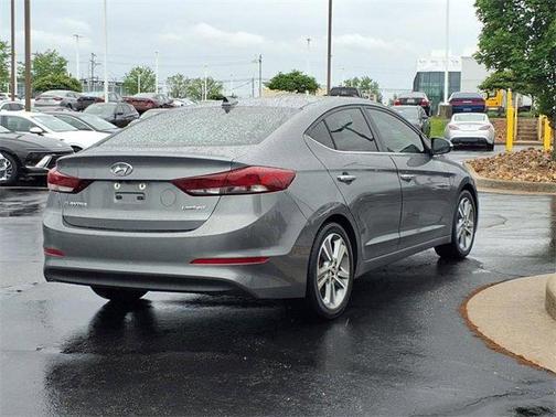 2017 Hyundai ELANTRA Limited