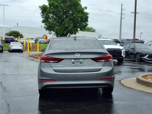 2017 Hyundai ELANTRA Limited