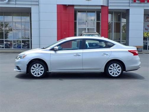 2016 Nissan Sentra SV