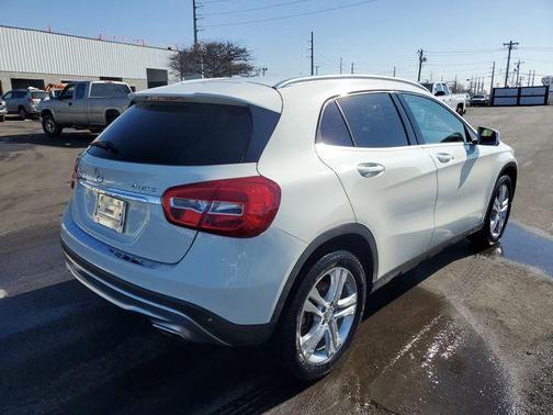 2015 Mercedes-Benz GLA-Class GLA 250 4MATIC