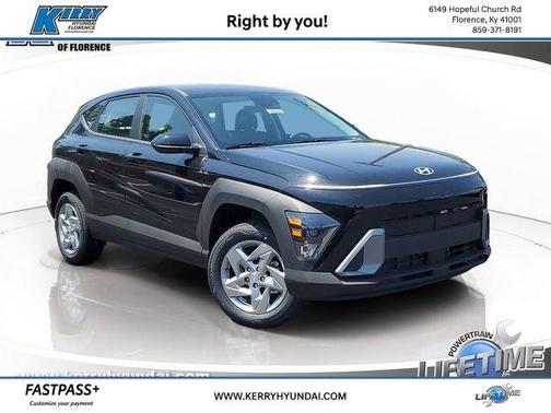 Abyss Black Pearl 2026 Hyundai KONA SE
