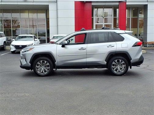 2024 Toyota RAV4 Hybrid XLE Premium