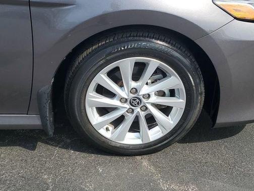 Ice Edge 2024 Toyota Camry LE