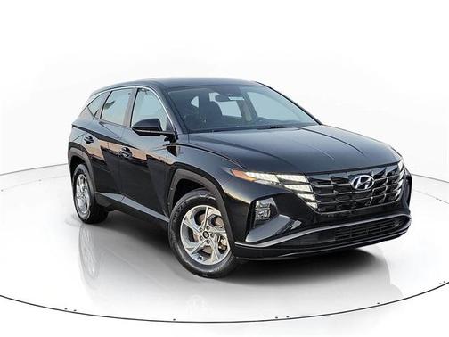 2023 Hyundai TUCSON SE