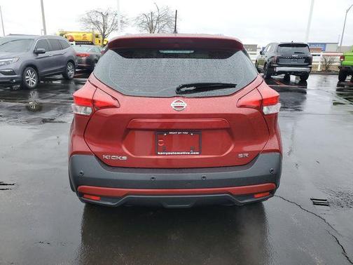 2020 Nissan Kicks SR