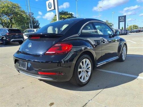2017 Volkswagen Beetle 1.8T SE