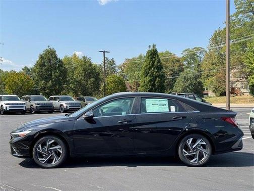 2025 Hyundai ELANTRA HEV Limited