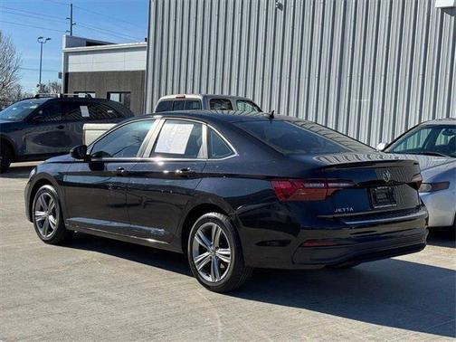 2023 Volkswagen Jetta 1.5T SE