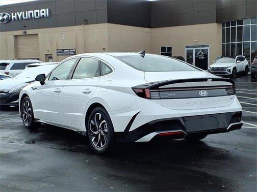 2025 Hyundai SONATA SEL