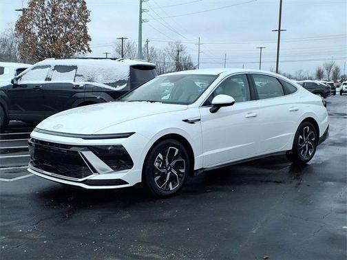 2025 Hyundai SONATA SEL