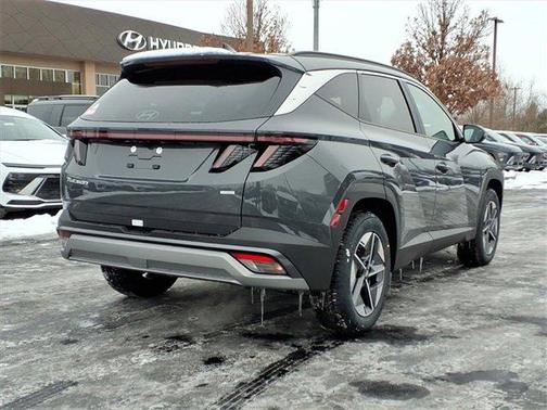 2026 Hyundai TUCSON SEL Premium