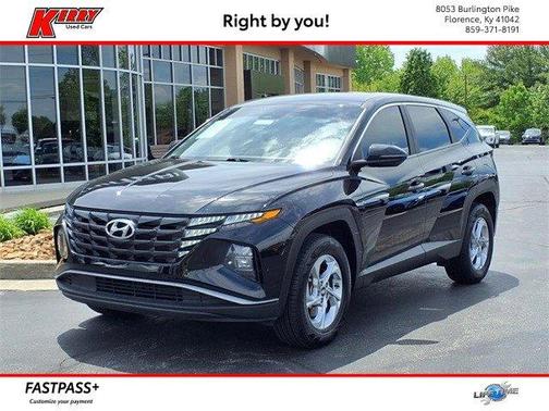 2022 Hyundai TUCSON SE