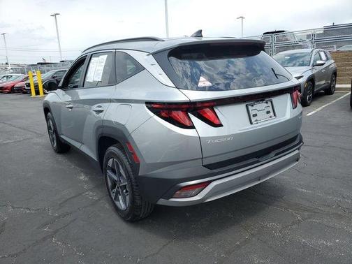 Shimmering Silver 2026 Hyundai TUCSON SEL