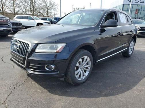 Brilliant Black 2015 Audi Q5 2.0T Premium Plus