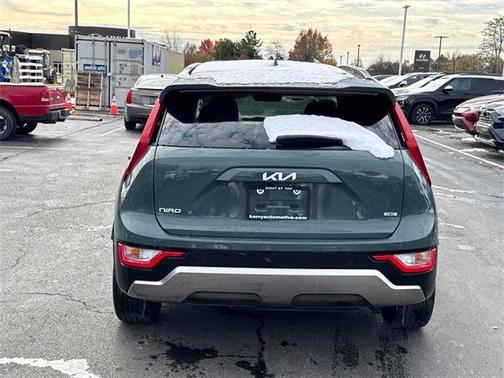 2024 Kia Niro EX Touring