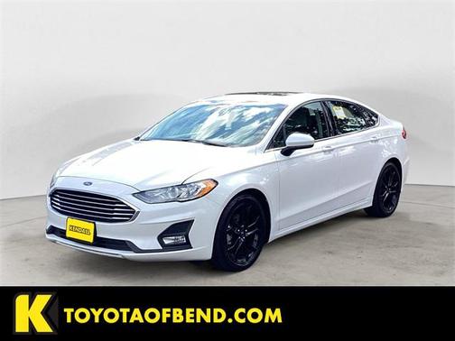 2020 Ford Fusion SE