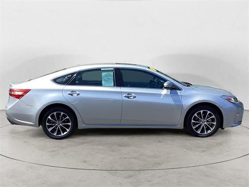 2018 Toyota Avalon XLE Premium