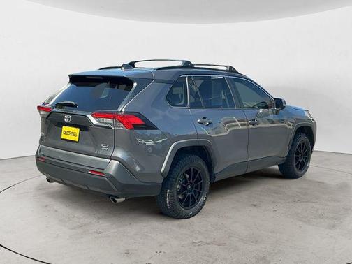 Magnetic Gray Metallic 2022 Toyota RAV4 XLE
