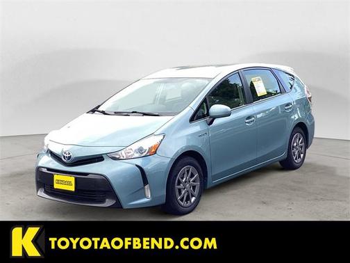 2016 Toyota Prius v Three