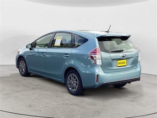 2016 Toyota Prius v Three