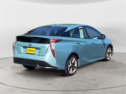 2016 Toyota Prius Four