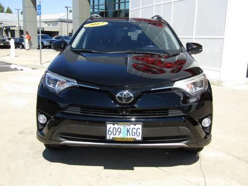 2017 Toyota RAV4 Limited