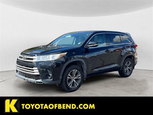 2017 Toyota Highlander LE