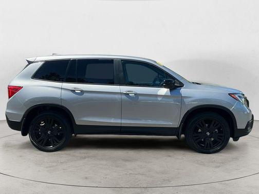 Lunar Silver Metallic 2021 Honda Passport AWD Sport