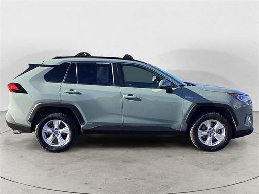 2019 Toyota RAV4 Hybrid XLE