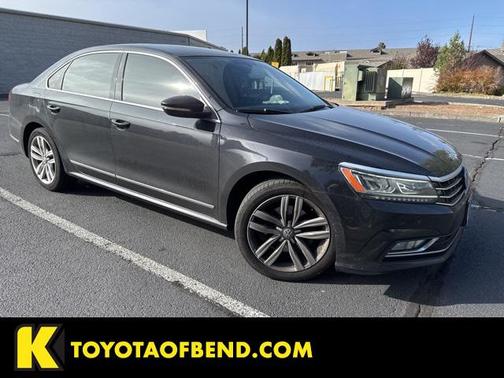 2017 Volkswagen Passat 1.8T SE w/Technology