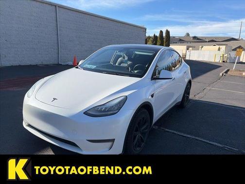 Pearl White Multi-Coat 2021 Tesla Model Y Long Range Dual Motor All-Wheel Drive