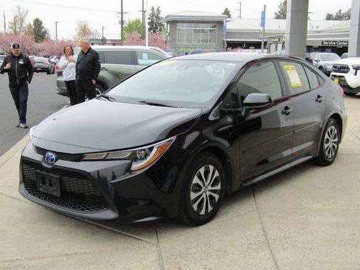 2022 Toyota Corolla Hybrid LE