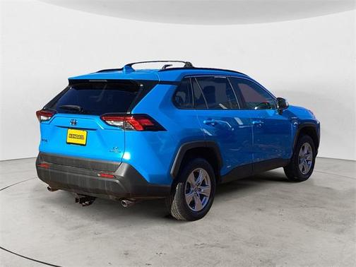 2020 Toyota RAV4 Hybrid LE