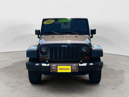 Rugged Brown Pearlcoat 2013 Jeep Wrangler Sahara