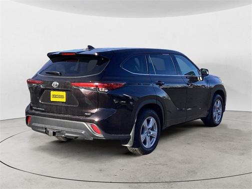 2022 Toyota Highlander L