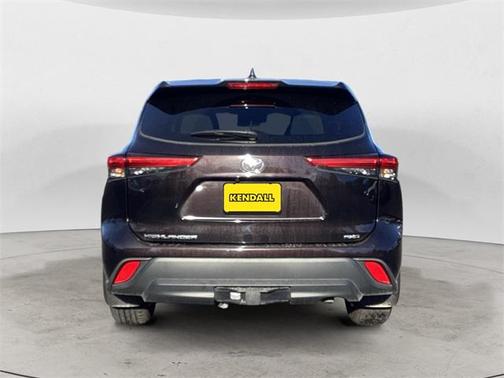 2022 Toyota Highlander L