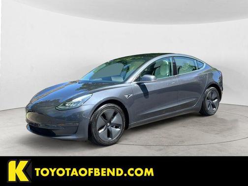 Midnight Silver Metallic 2018 Tesla Model 3 Long Range