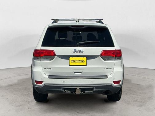 Bright White Clearcoat 2017 Jeep Grand Cherokee Laredo