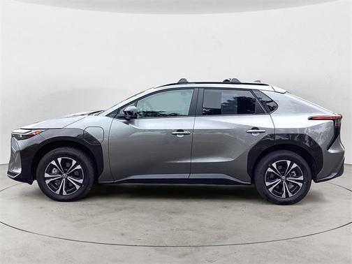 2025 Toyota bZ4X XLE