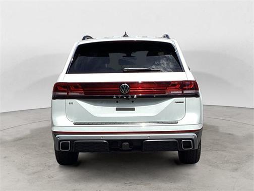 2024 Volkswagen Atlas 2.0T SE w/Technology 4MOTION